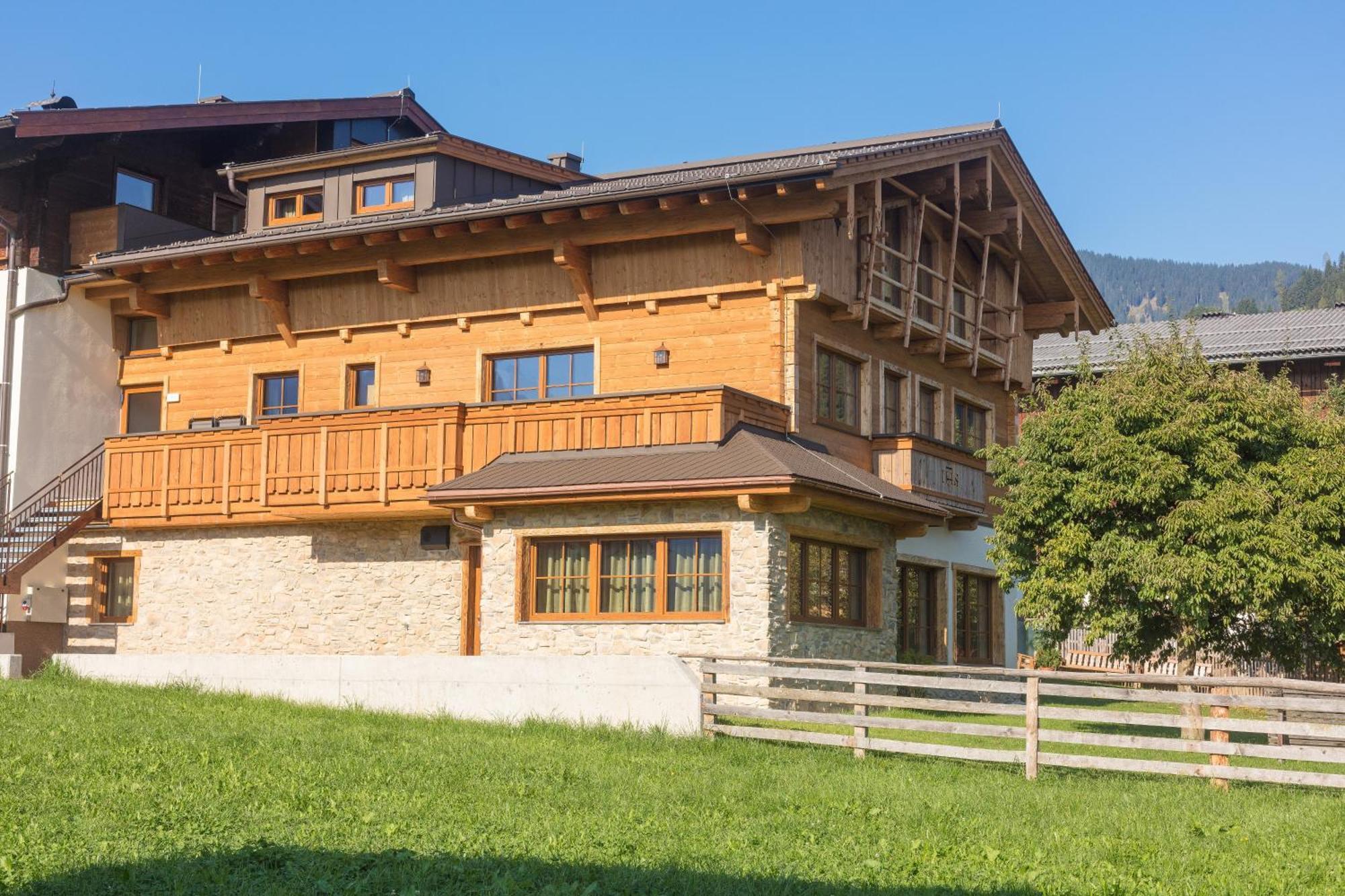 Hotel Garni Ransburgerhof Flachau Exterior photo