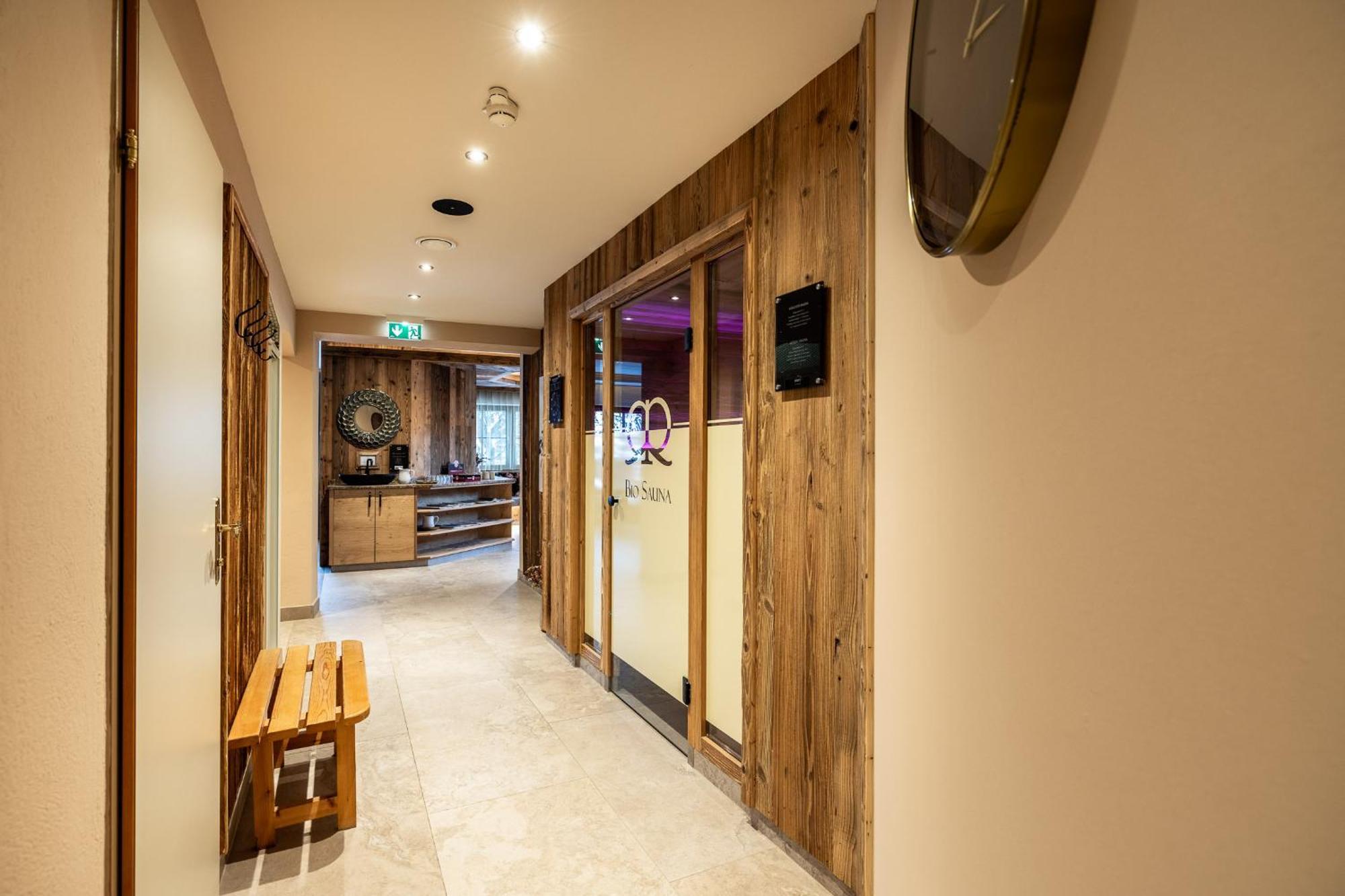 Hotel Garni Ransburgerhof Flachau Exterior photo